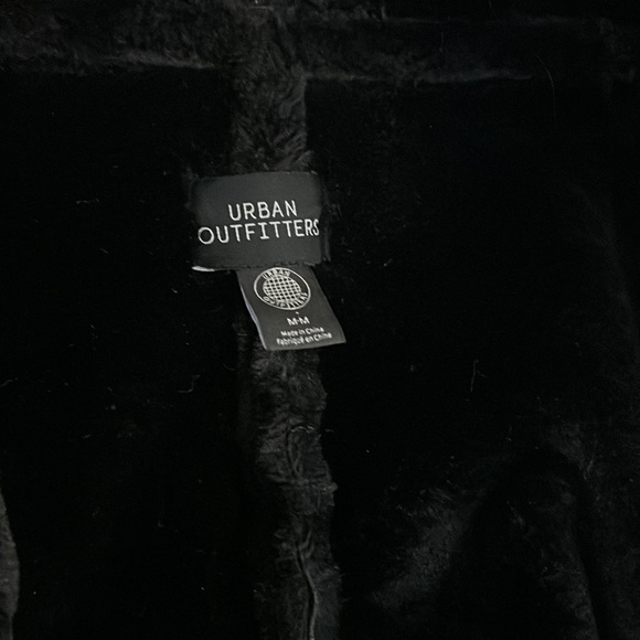 UO Faux Leather Jacket Oversized - Picture 3 of 5